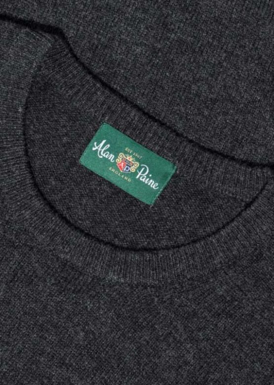 Alan Paine Lamswol Pullover Ronde-hals, Updated Fit - Charcoal
