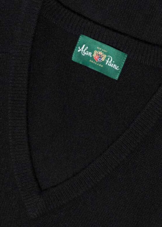 Alan Paine Lamswol Pullover V-hals, Updated Fit - Black