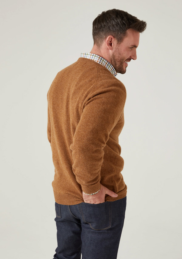 Alan Paine Lamswol Pullover V-hals, Updated Fit - Driftwood - Afbeelding 4