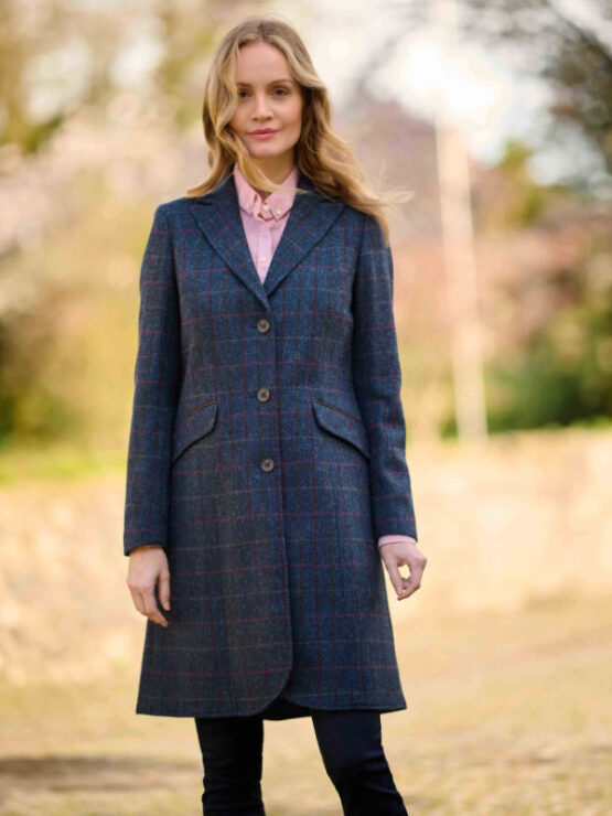 Harris Tweed Damesjas In Schots Blauw Met Overruit