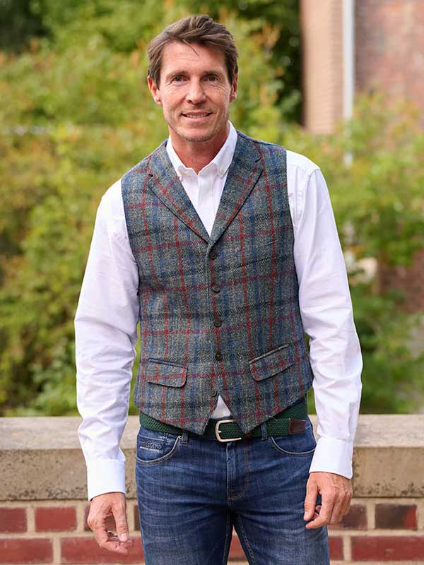 Harris_Tweed_Vestje_Wales_Met_Revers_In_Royal_Check Harris_Tweed_Vestje_Wales_Met_Revers_In_Royal_Check