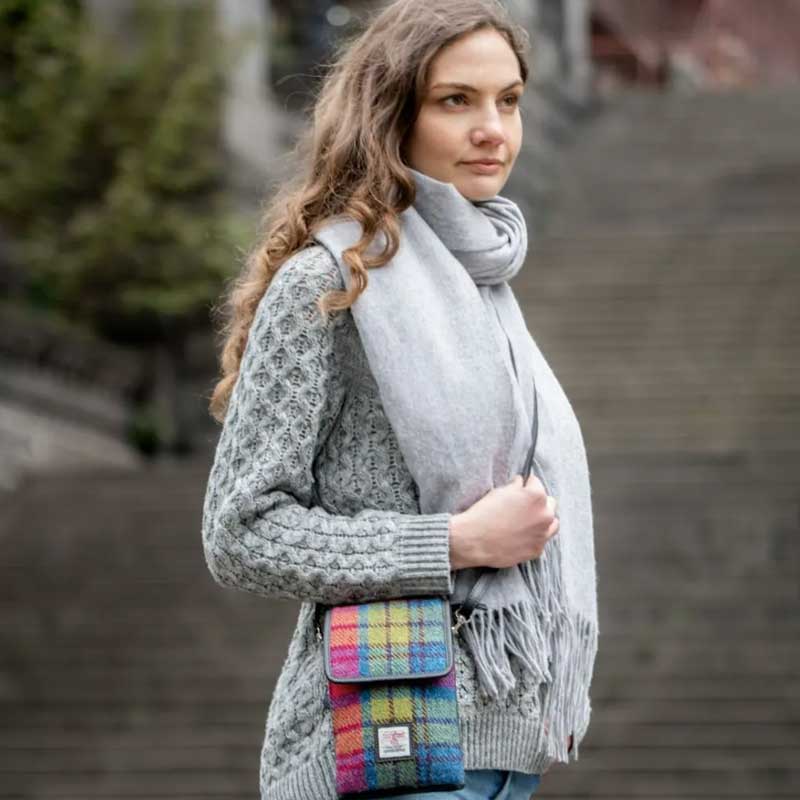 Harris Tweed Mini Crossbody Bag in Blue/Pink Check - Afbeelding 5