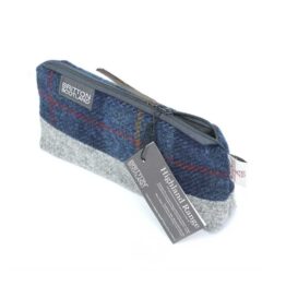 Harris Tweed Highland Range Cosmetic Bag Navy Plaid