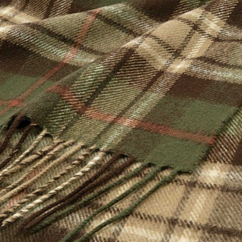Darwin MacRae Hunting Olive Tartan Oversized Lambswool Scarf - Afbeelding 2